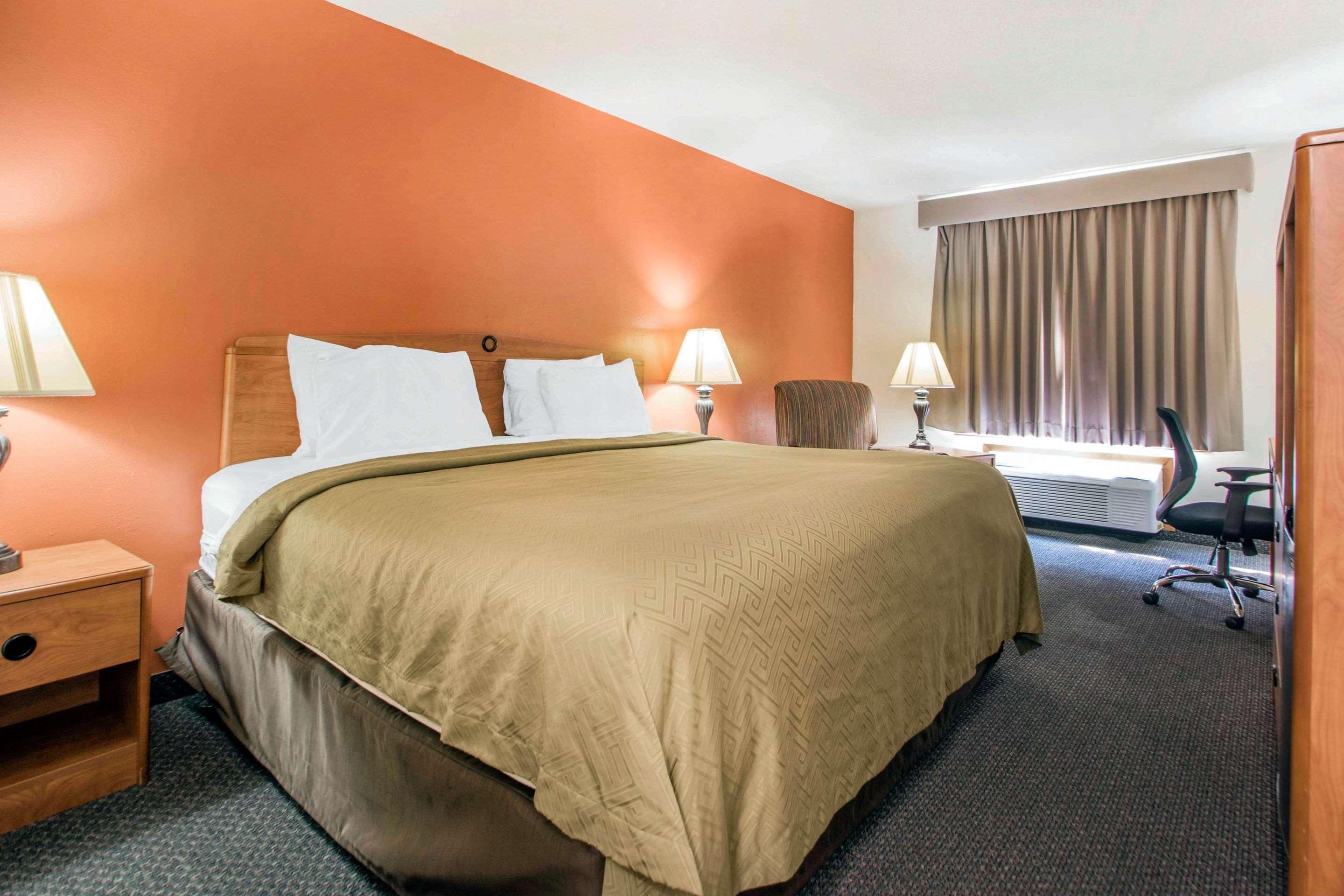 Clarion Pointe Hotel Tomah Kültér fotó