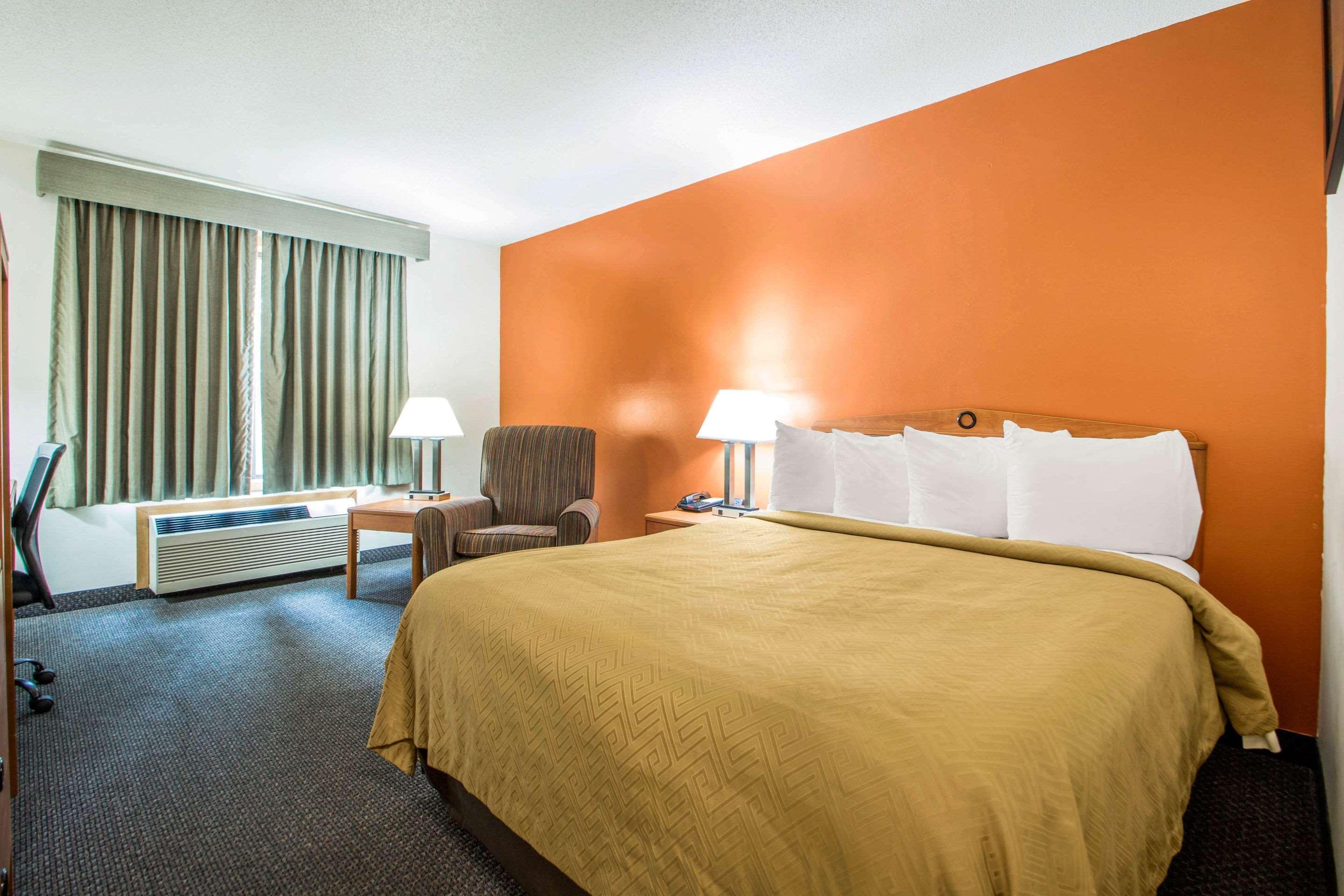 Clarion Pointe Hotel Tomah Kültér fotó