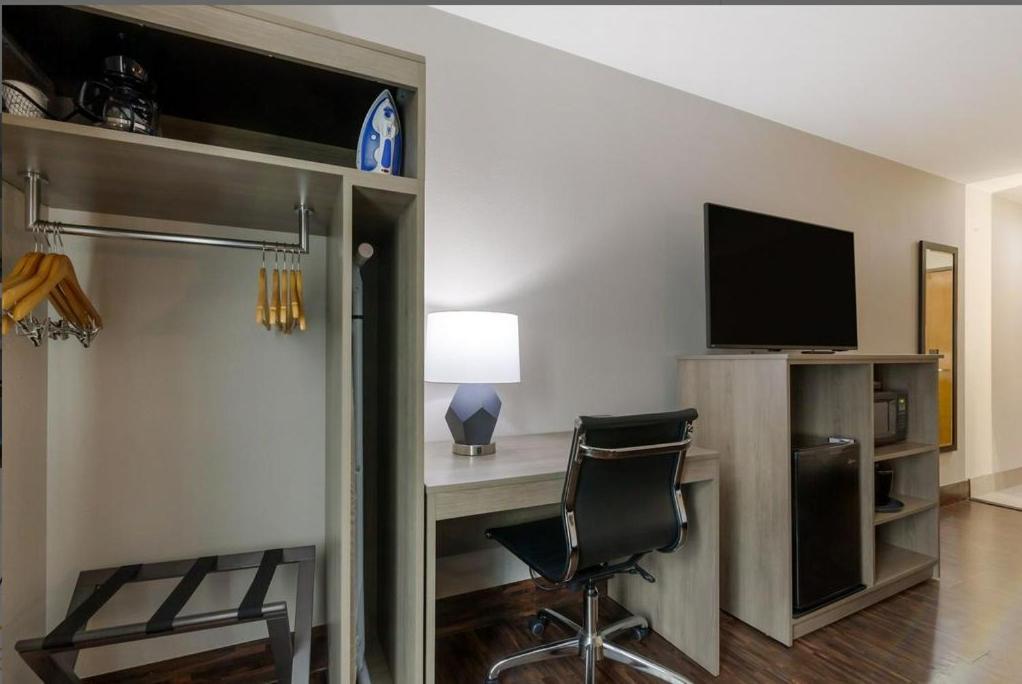 Clarion Pointe Hotel Tomah Kültér fotó