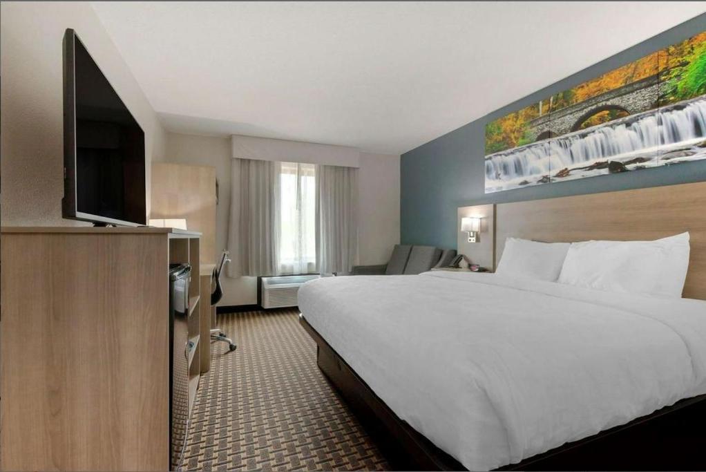 Clarion Pointe Hotel Tomah Kültér fotó